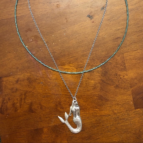 2️⃣/$40 Mermaid Necklace with Teal Bead String - Picture 2 of 2
